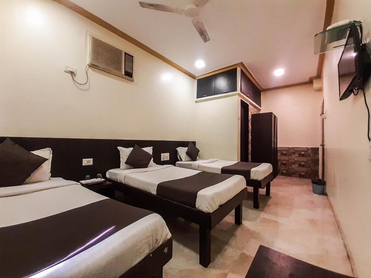 Hotel National Bombay Esterno foto