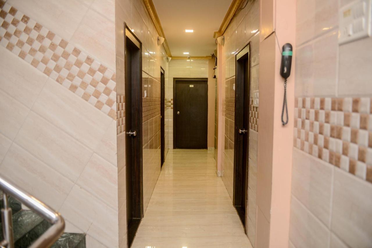 Hotel National Bombay Esterno foto